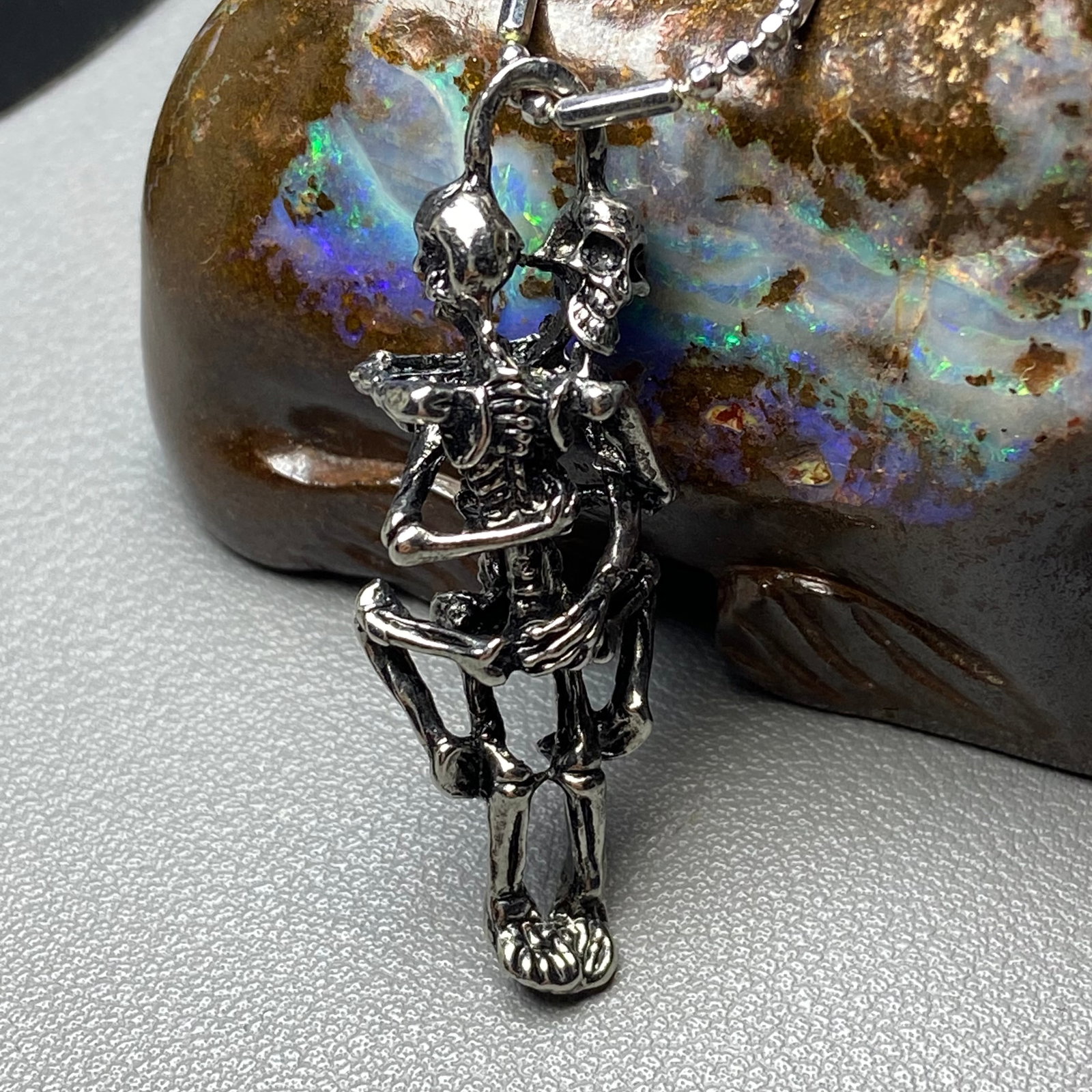 Vintage Gothic style two Skeleton Fall in Love Pendant Necklace - 5