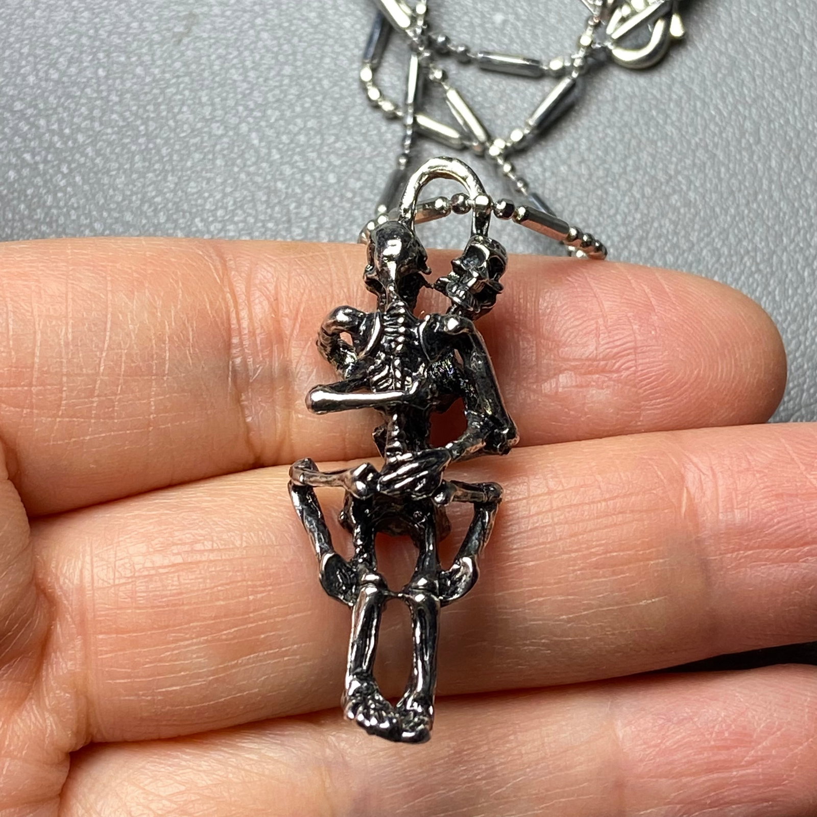 Vintage Gothic style two Skeleton Fall in Love Pendant Necklace - 6