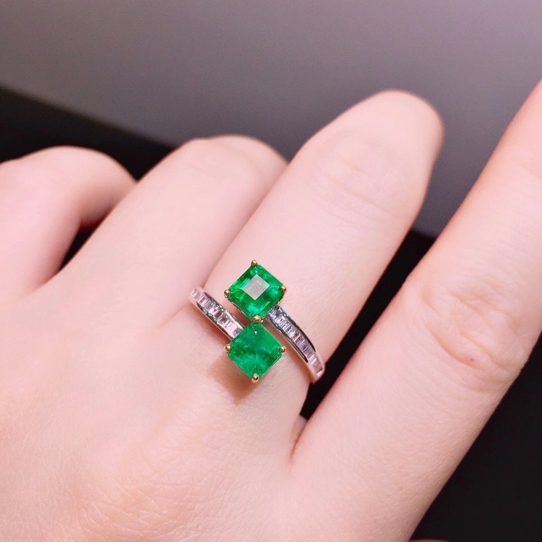 14K GOLD 1.7 CT VIVID GREEN NATURAL EMERALD & DIAMOND RING - 3