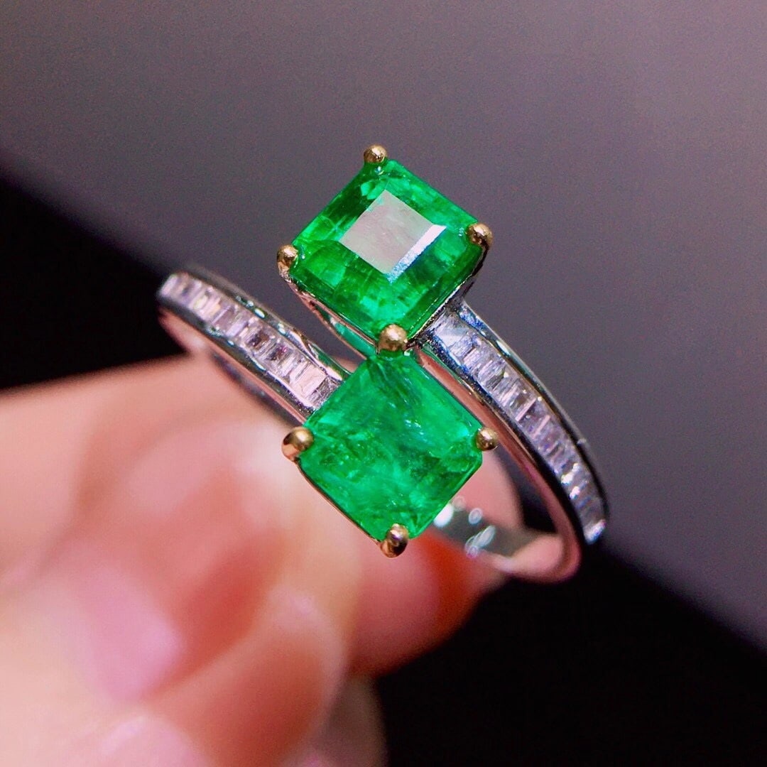 14K GOLD 1.7 CT VIVID GREEN NATURAL EMERALD & DIAMOND RING - 4