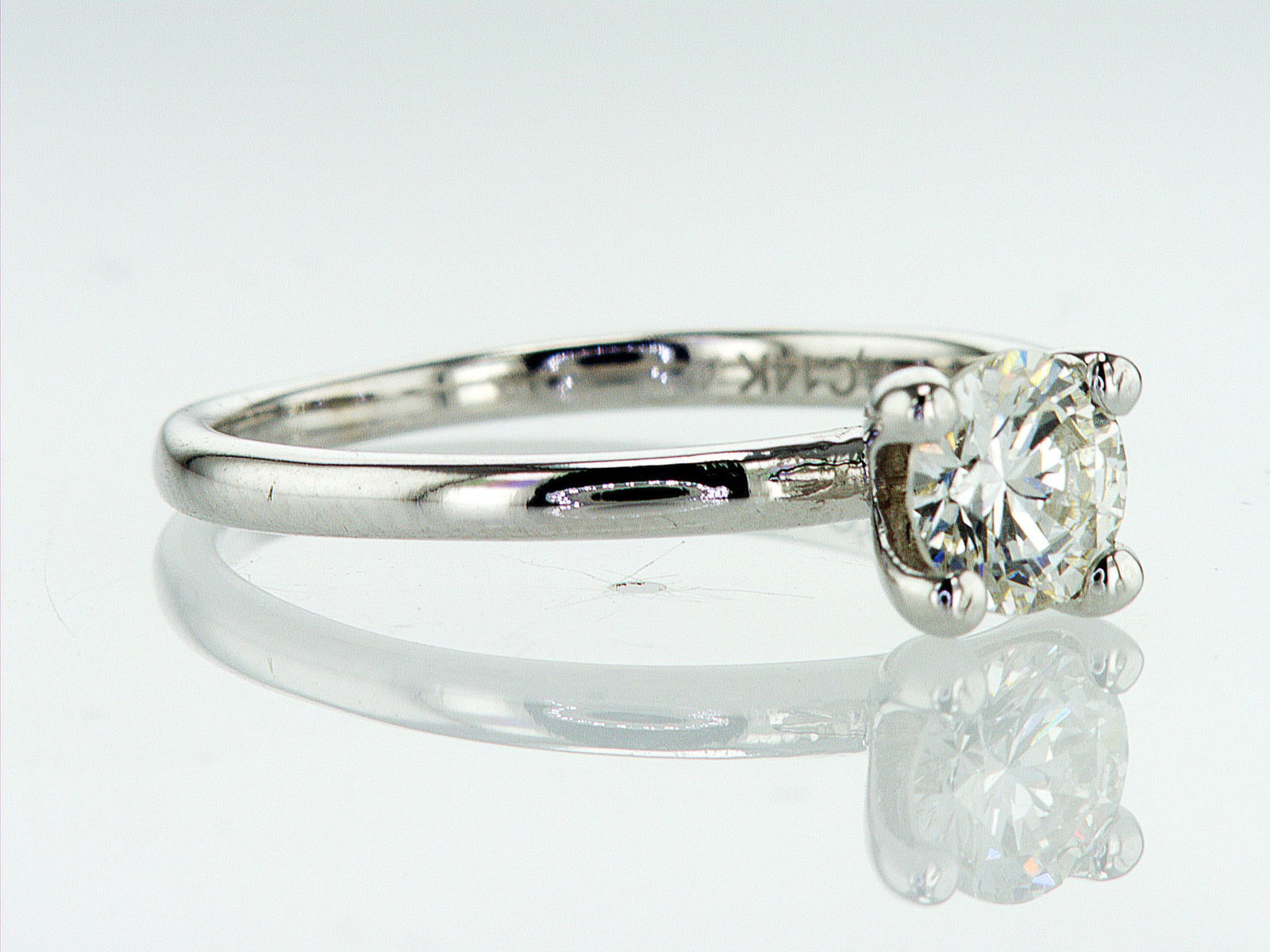 0.60cttw Natural Diamond Ring 14K White Gold 2.28 gr - 3