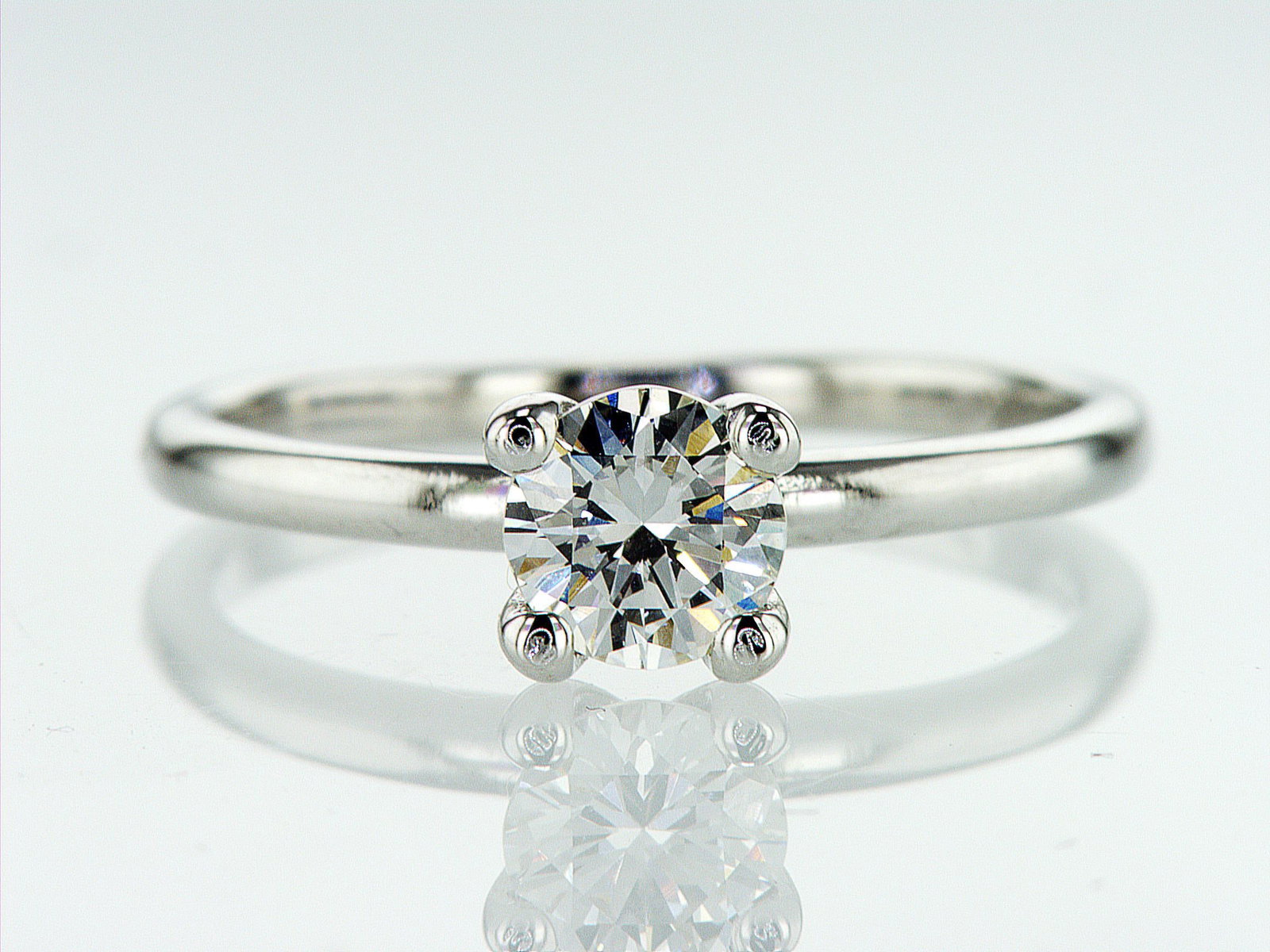 0.60cttw Natural Diamond Ring 14K White Gold 2.28 gr - 4