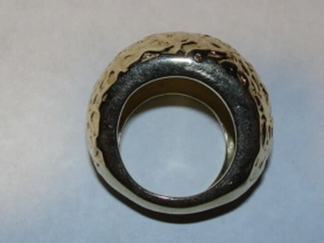 18 kt Gold Vermeil Sterling Silver Dome Textured Cocktail Ring Alberto Juan - 4