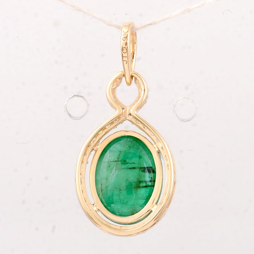 2.95 Ct Oval Emerald 9K Gold Pendant - 2
