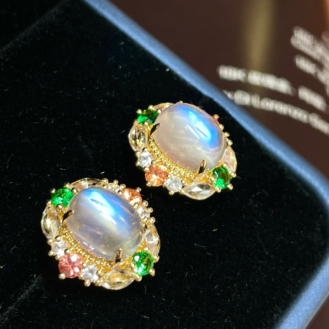 14K GOLD 4.28 CT NATURAL MOONSTONE & TSAVORITE & SAPPHIRE EARRINGS - 3