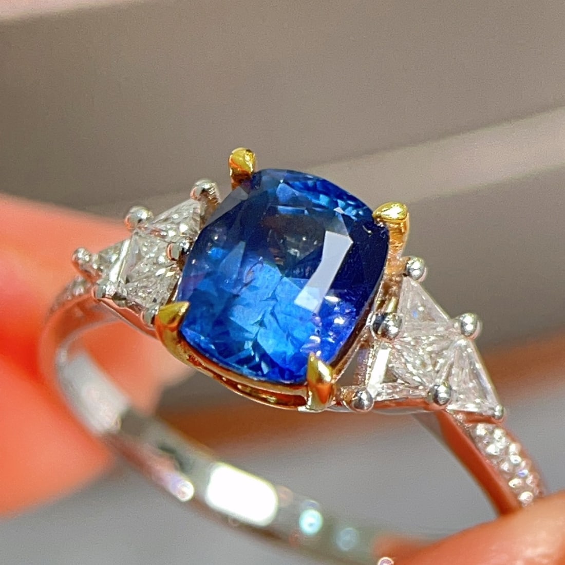 14K GOLD 2.08 CTW NATURAL SAPPHIRE & DIAMOND RING - 6