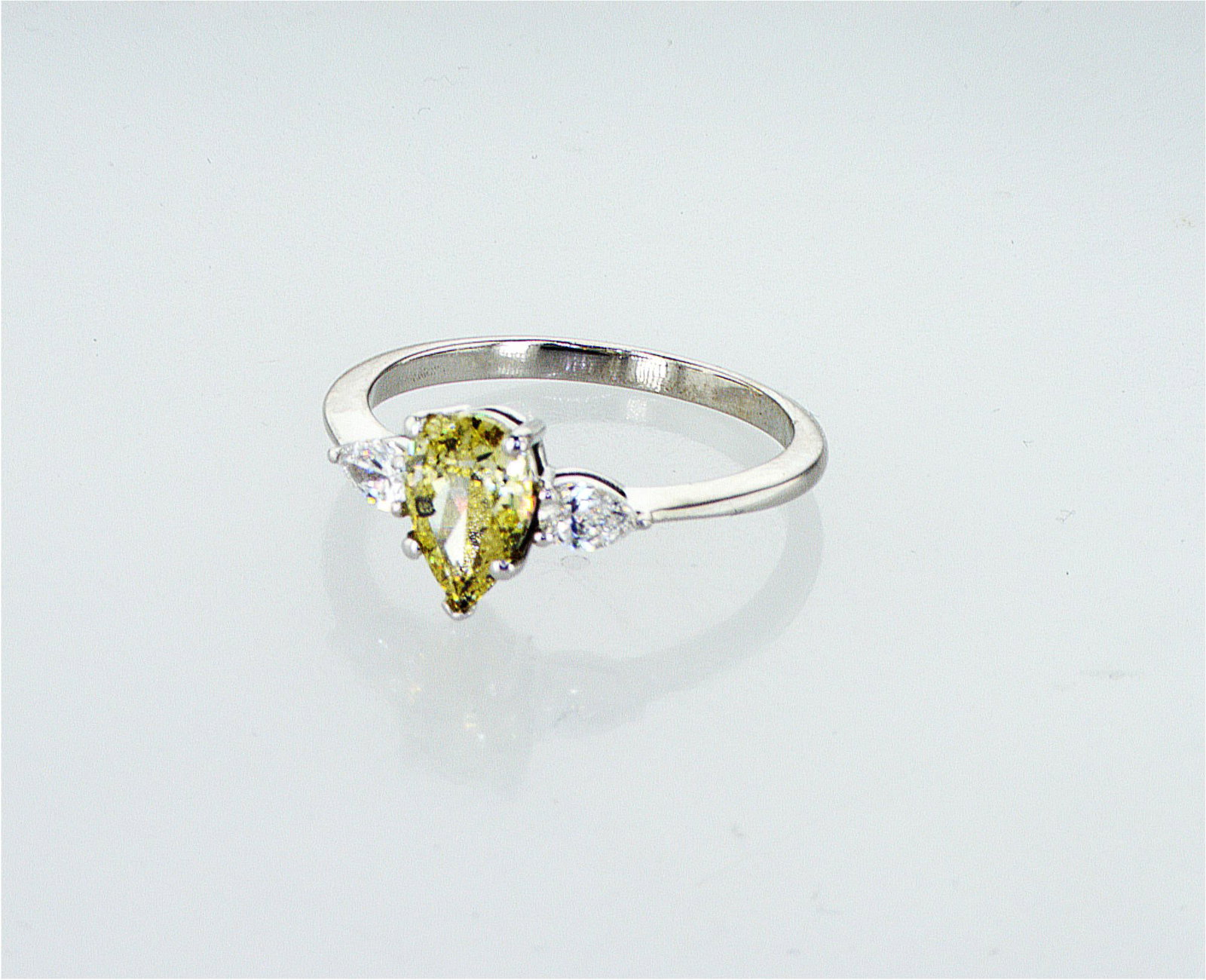 1.28cttw Natural Diamond & Natural Diamond Ring 14K White Gold 2.29 gr - 6