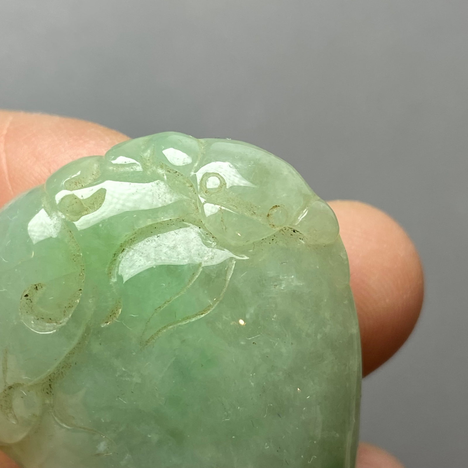 Antique Chinese Natural Icy Green Jadeite Jade carved Peach Lingzhi and Bat - 11