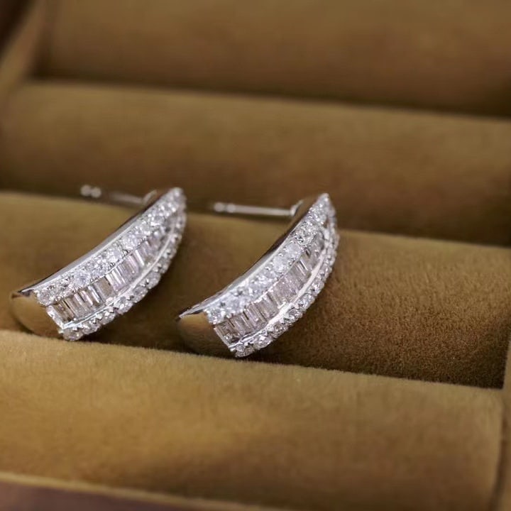 14K GOLD 0.90 CT NATURAL H DIAMOND EARRINGS - 4