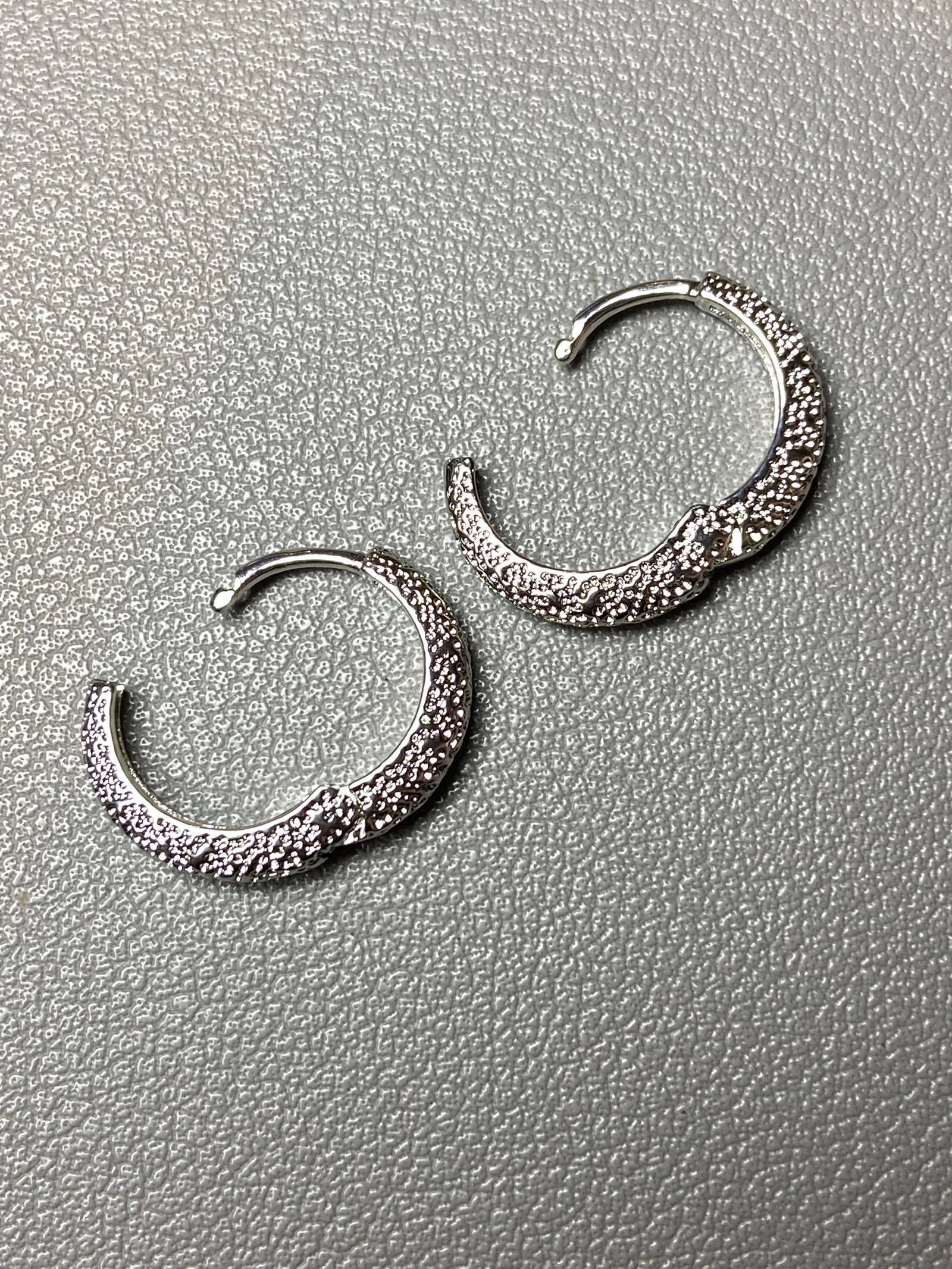 White gold plated forged earring hoops - 4