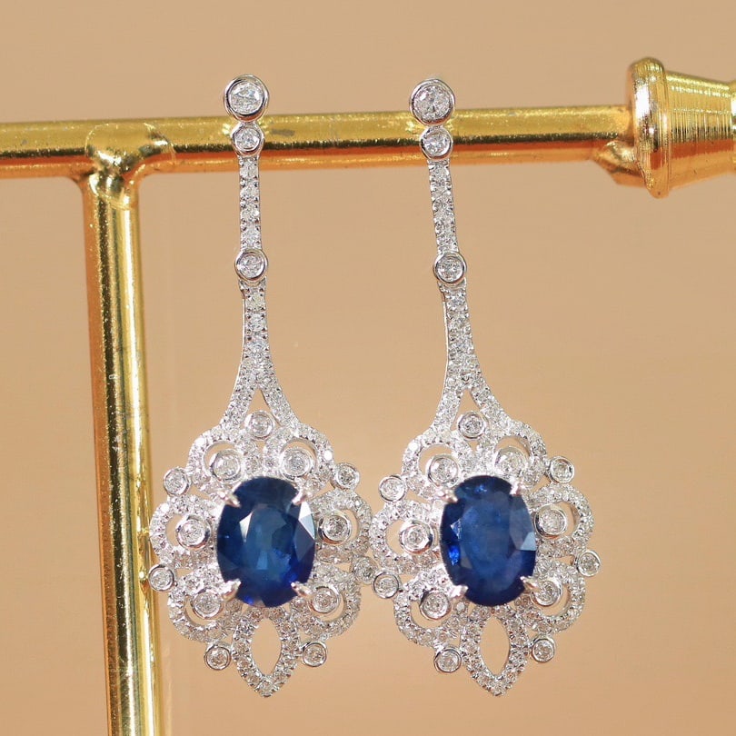 14K GOLD 2.96 CTW VIVID BLUE NATURAL SAPPHIRE & DIAMOND EARRINGS - 4