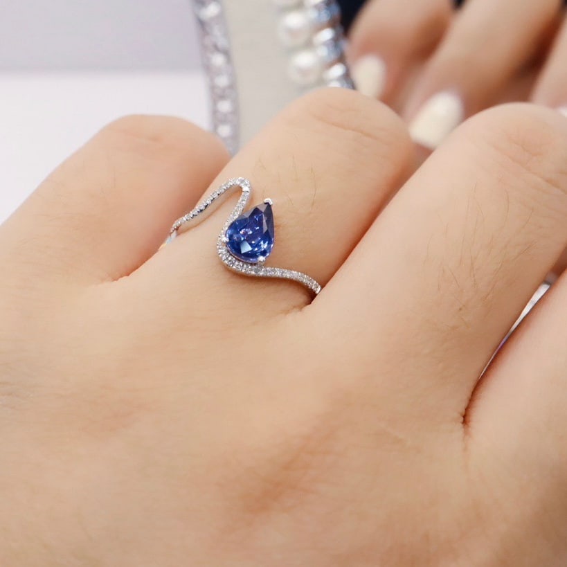 14K GOLD 1.01 CTW VIVID BLUE NATURAL SAPPHIRE & DIAMOND RING - 6