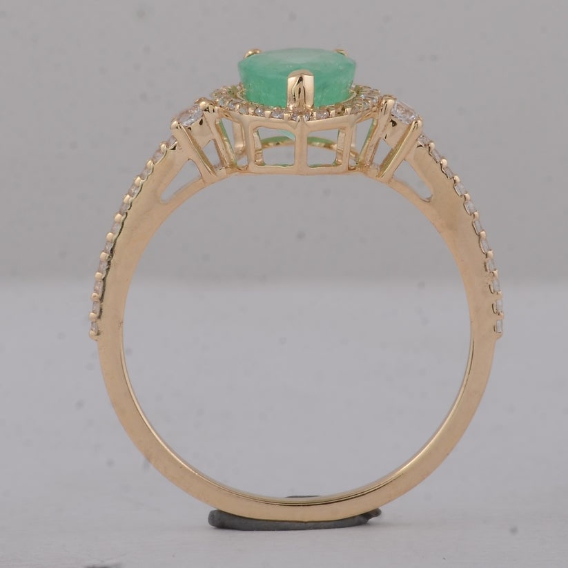 1.49 Ct Pear Emerald 9K Gold Ring - 3