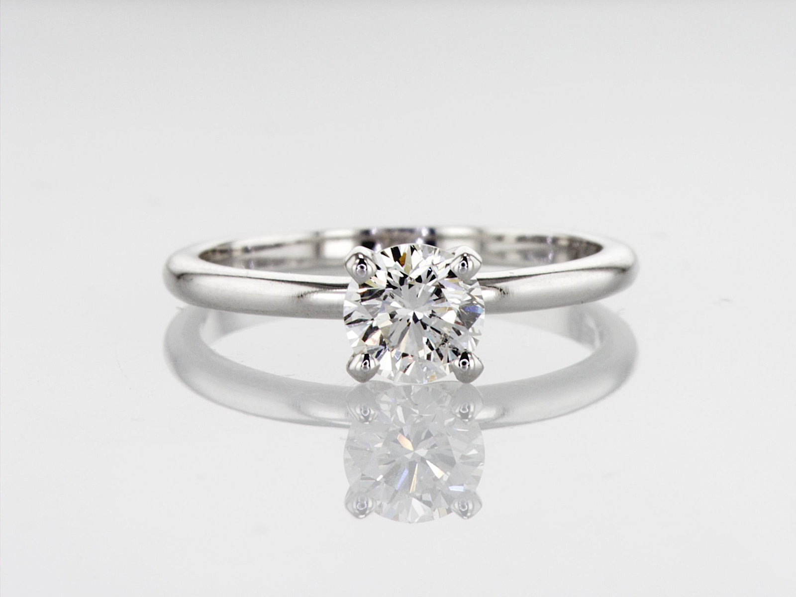 0.90cttw Natural Diamond Ring 14K White Gold 2.43 gr - 4