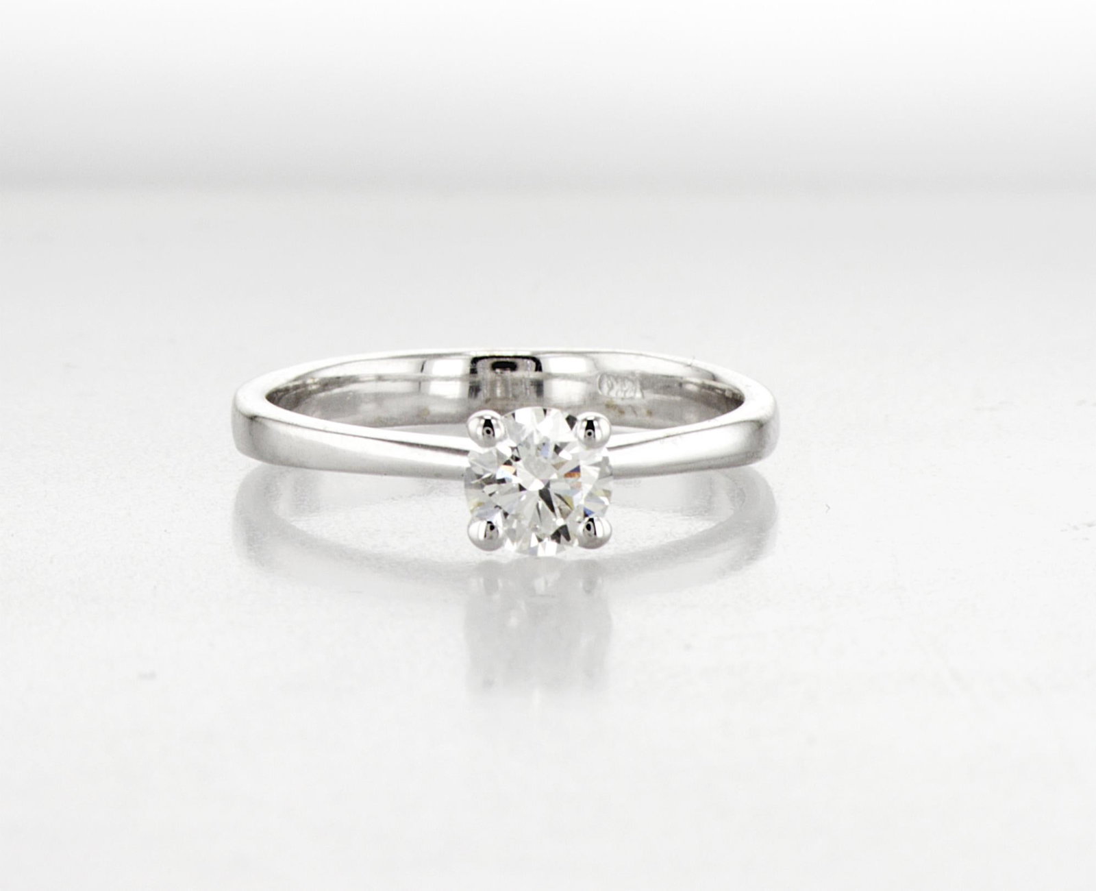 0.60cttw Natural Diamond Ring 14K White Gold 2.45 gr - 3