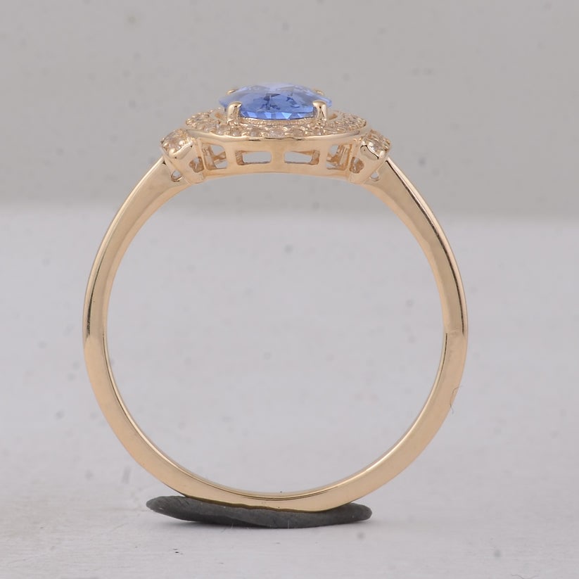 1.13 Ct Oval Sapphire 9K Gold Ring - 4
