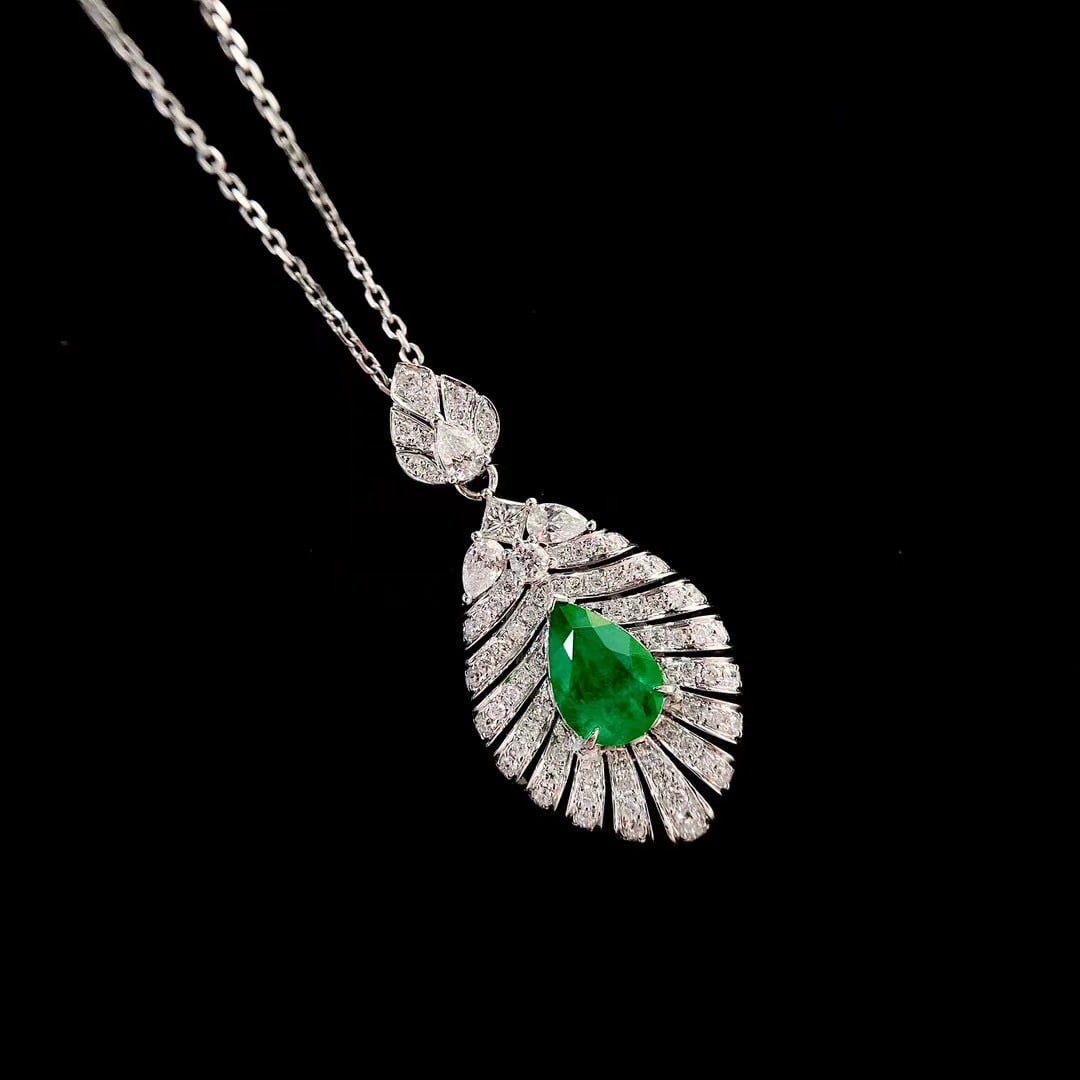 14K GOLD 0.97 CTW VIVID GREEN NATURAL EMERALD & DIAMOND PENDANT - 3