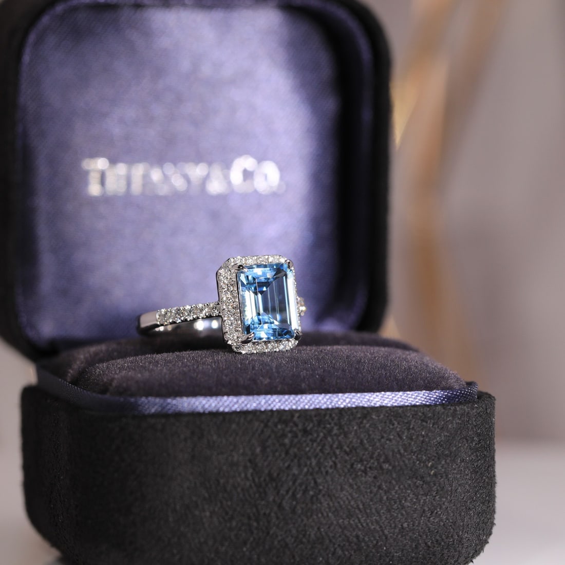 14K GOLD 2.35 CTW NATURAL AQUAMARINE & DIAMOND RING - 4