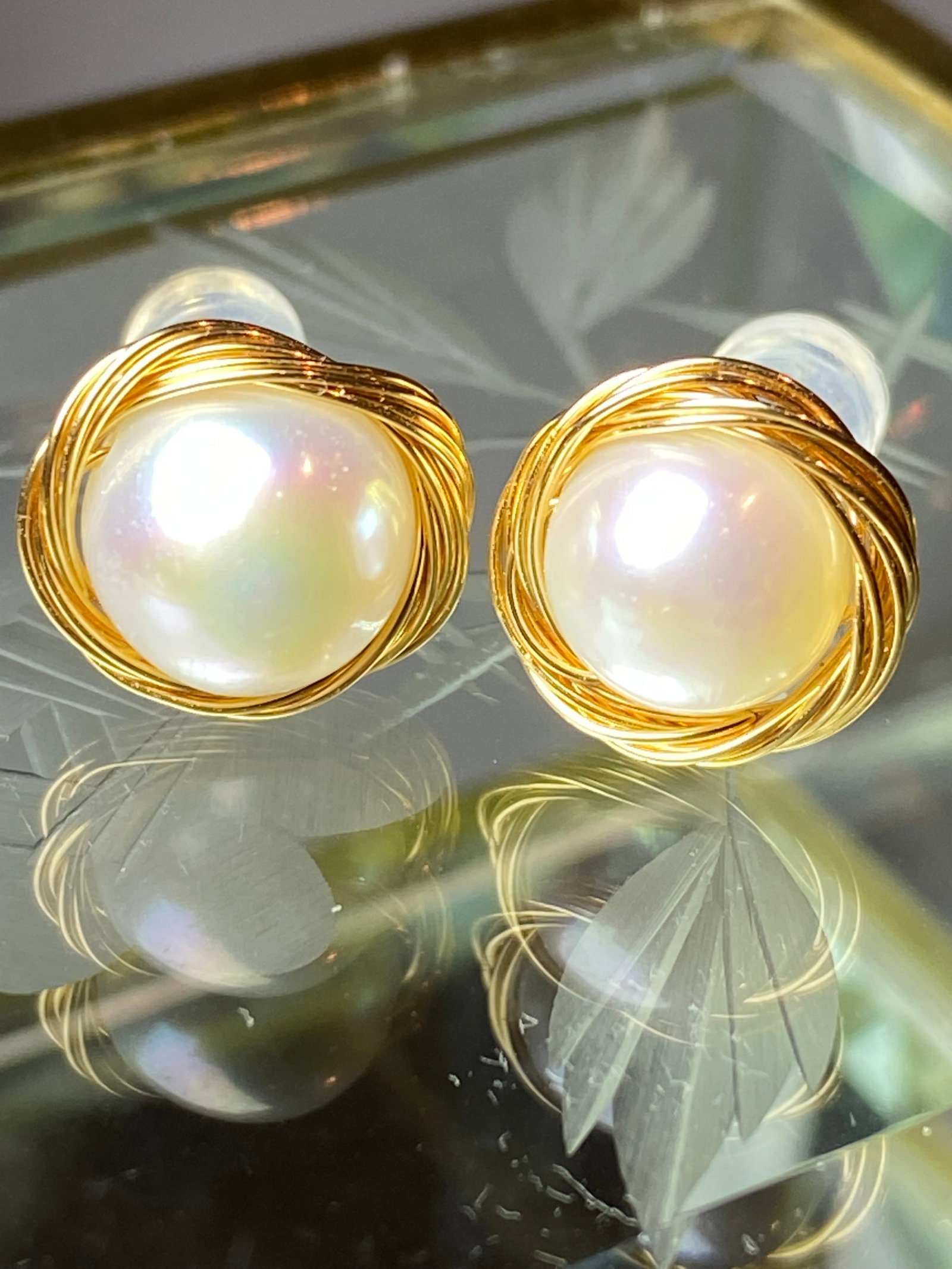 18k Gold Vermeil Cradled 9mm Akoya Pearl Earring Ear Studs - 3