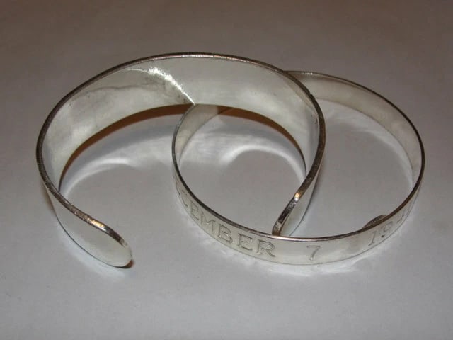 Antiqued Sterling Silver Men's Pearl Harbor Cuff Bracelet Alberto Juan - 3
