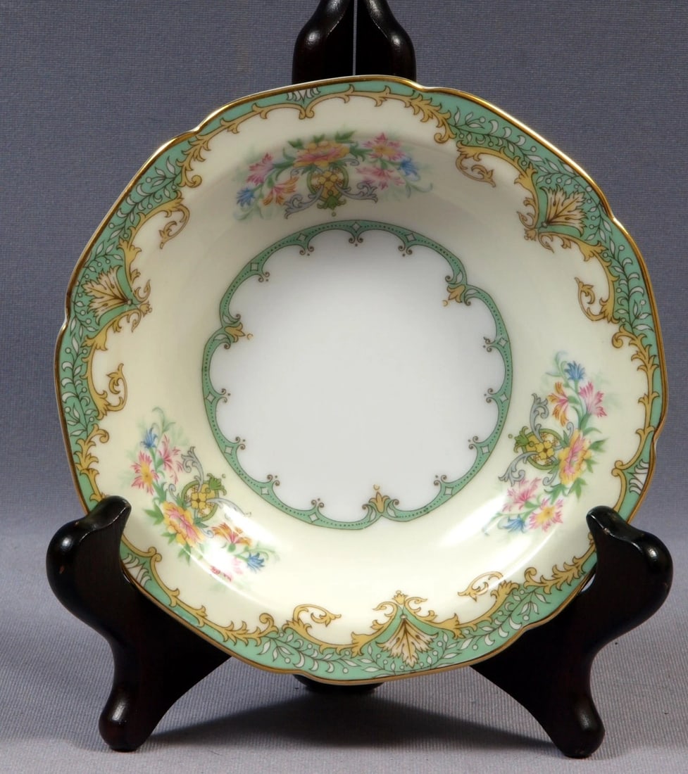 Vintage Noritake Eltovar Fruit Desser Bowl Nappy Green Perfect US Patented (1 of 4)