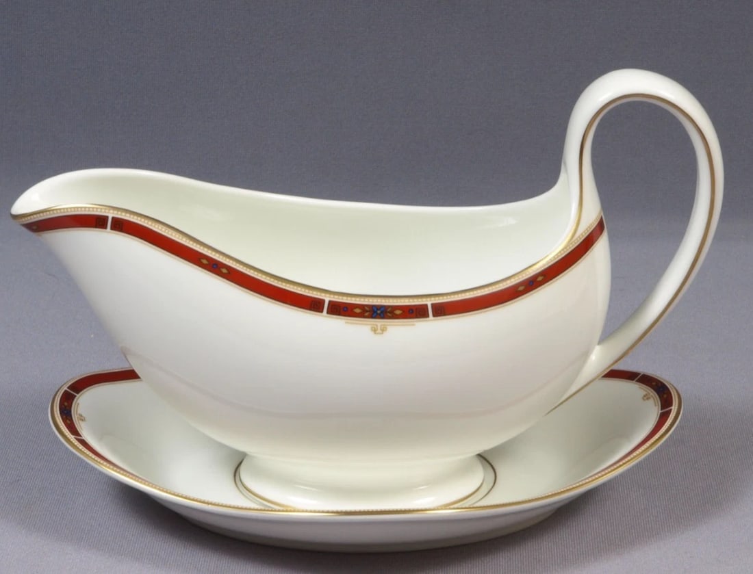 Wedgwood COLORADO Gravy Boat Sauce Under Plate England PERFECT: This is an exceptional Gravy/Sauce Boat with detached underplate made by Wedgwood in the stylish Colorado pattern. The set features a gold rim and red band. Absolutely stunning It is properly marked. 
