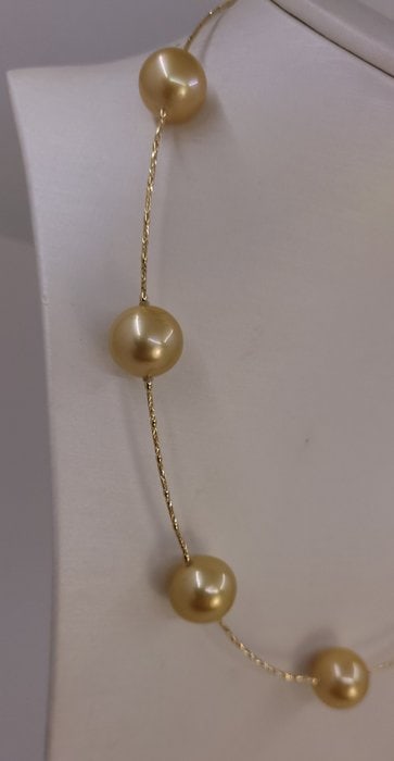 Necklace - 18 kt. Yellow gold, 13x14mm Round Deep Golden South Sea Pearls - 4