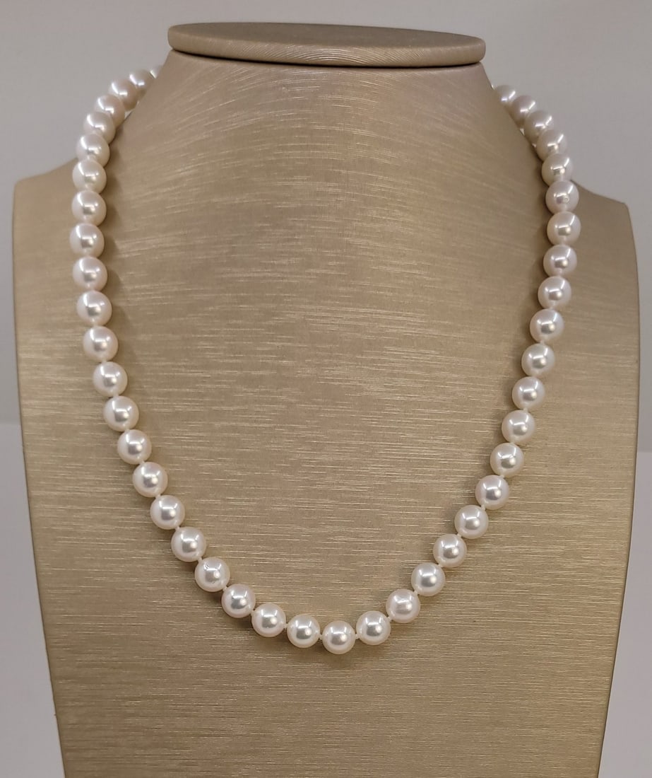 Necklace ALGT Certified Akoya Pearls - 6.6x7.4mm - 3
