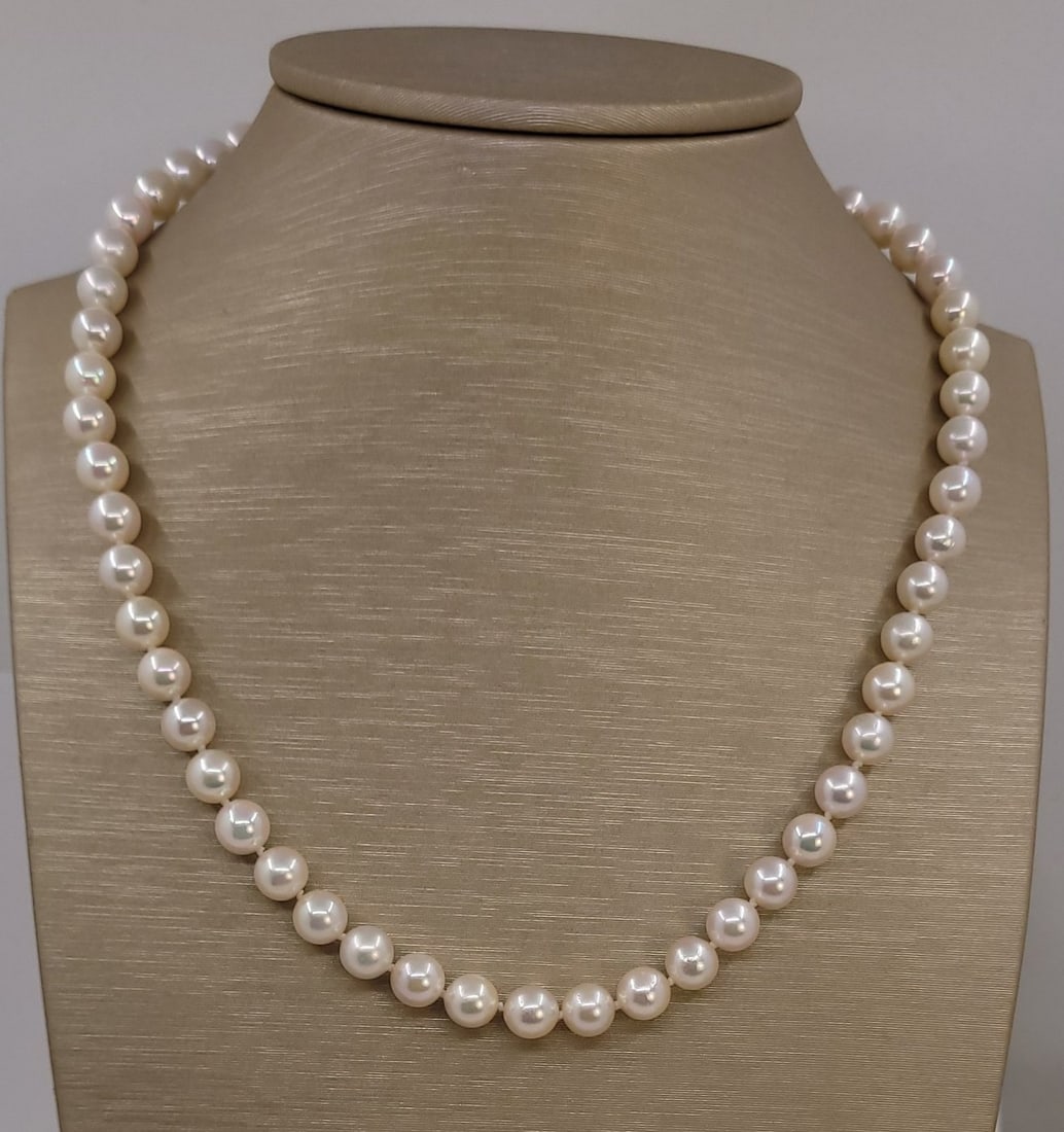 Necklace - 7x7.5mm Akoya Pearls - 6