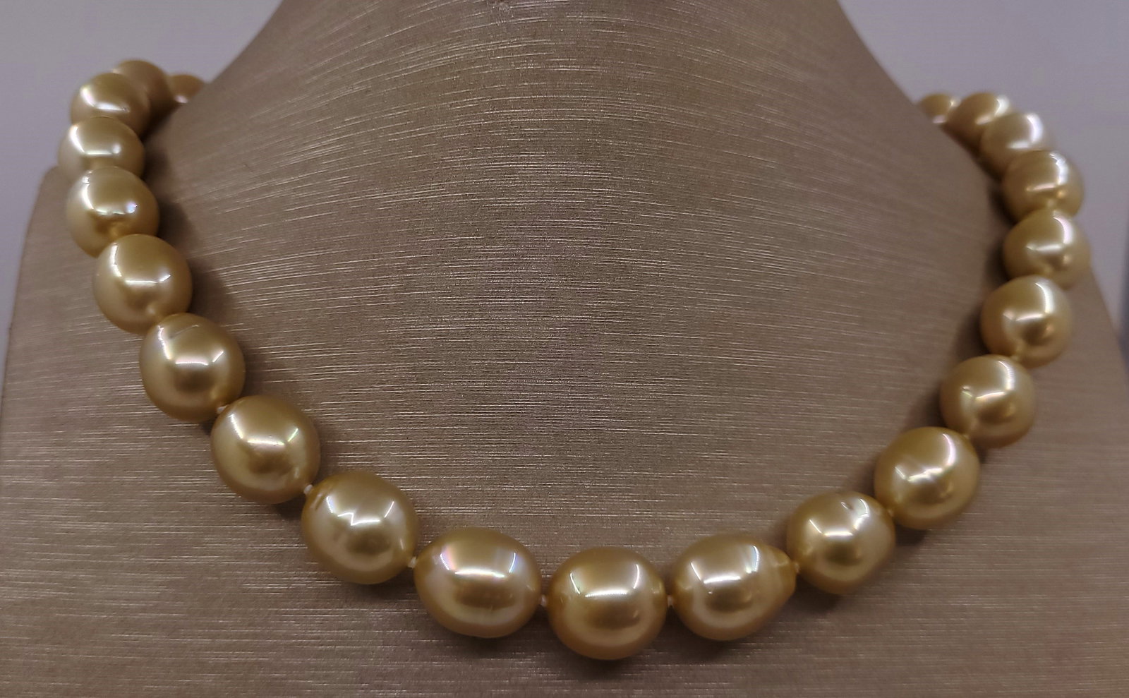 Necklace PSL Certified Deep Golden South Sea Pearls - 10.0x12.5mm - 4