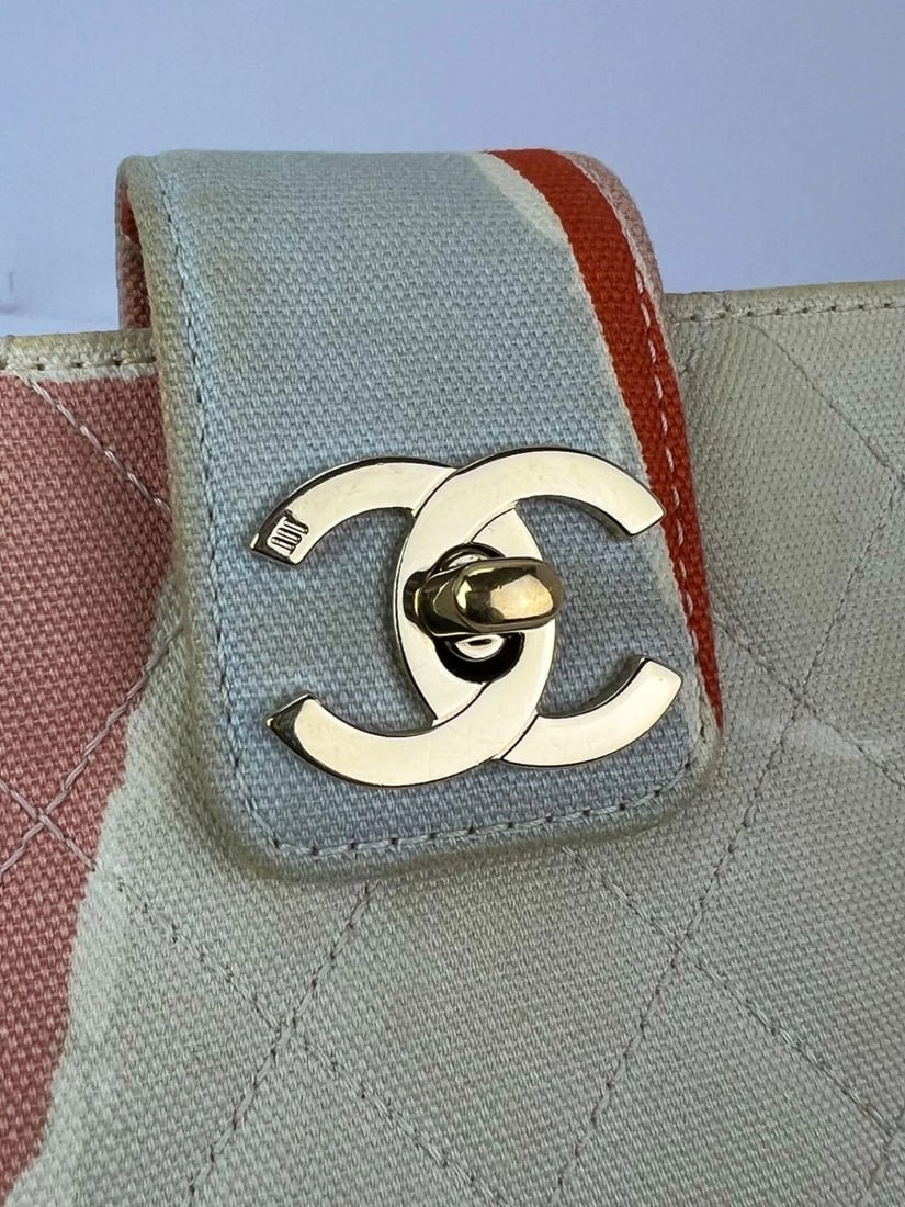 Chanel Eiffel Tower Multicolor Canvas Matelasse Chain Vintage Shoulder Bag - 9