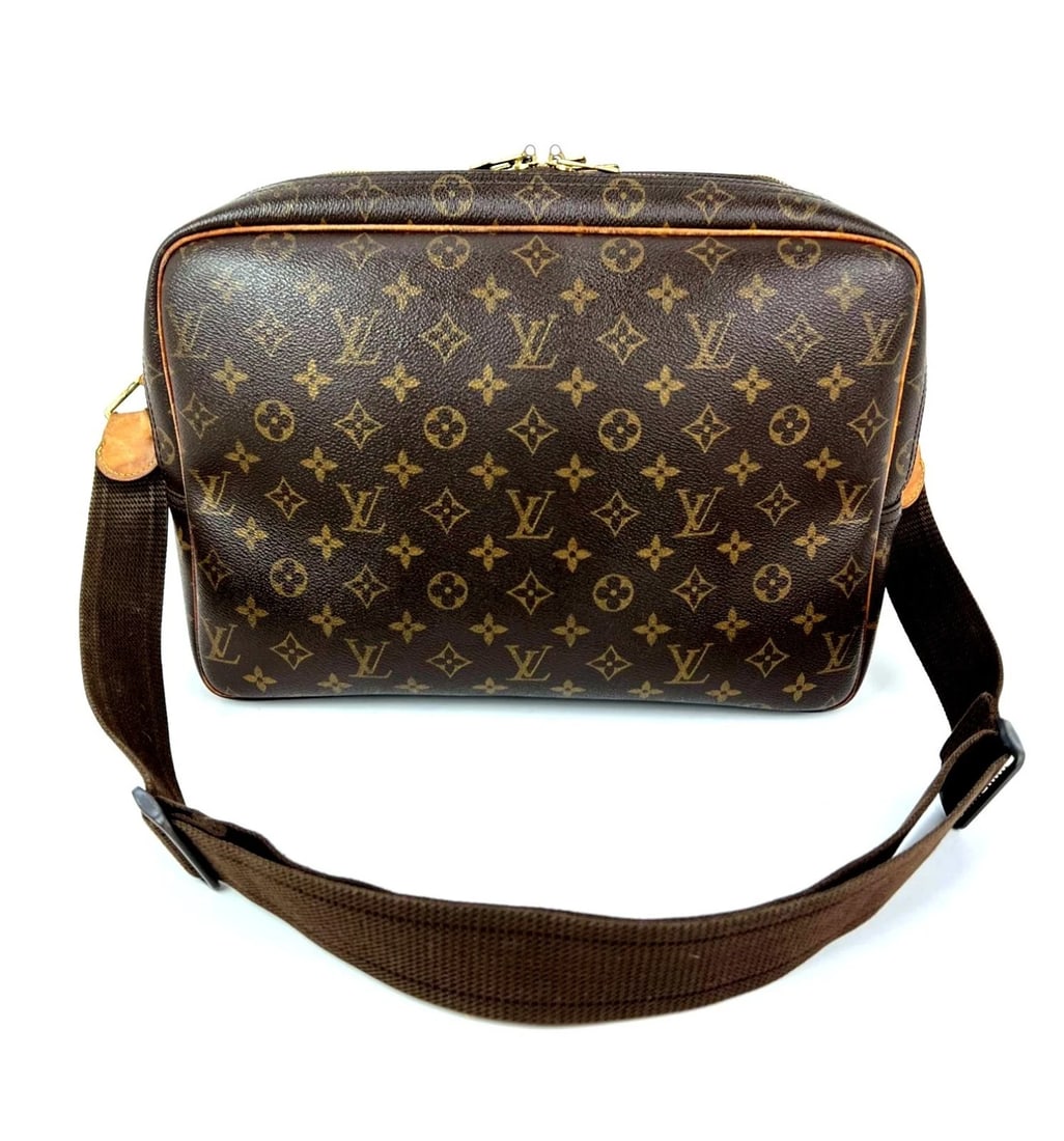 Louis Vuitton Reporter GM Monogram Crossbody Travel Bag - 2