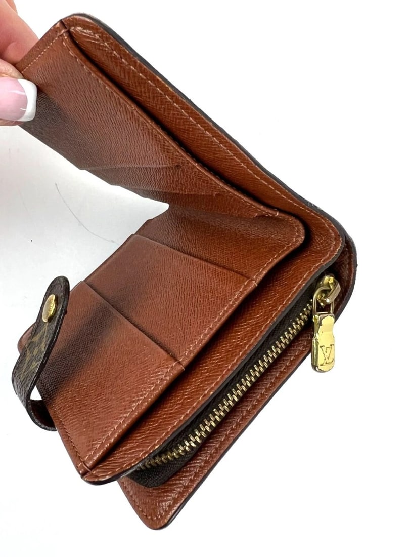 Louis Vuitton Monogram Compact Zip Bifold Vintage Wallet - 12