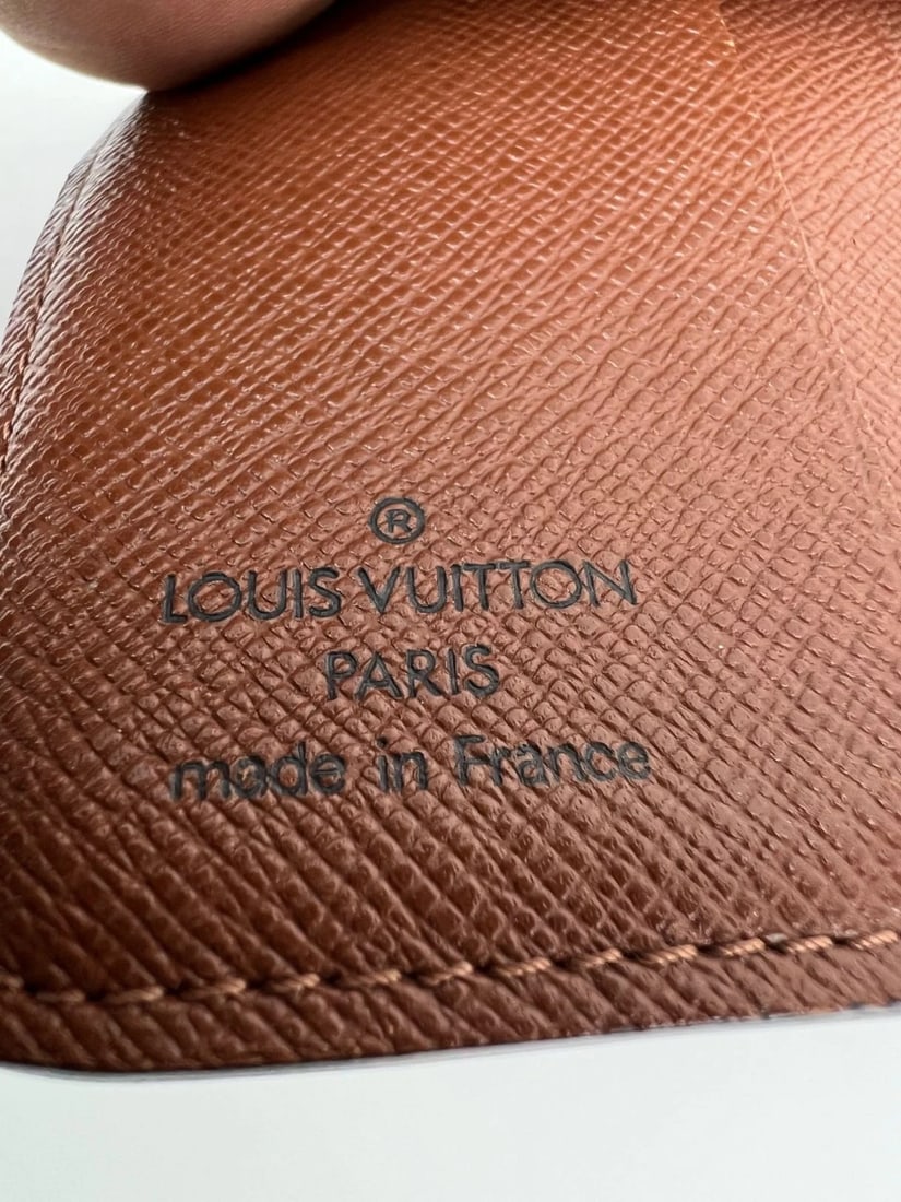 Louis Vuitton Monogram Compact Zip Bifold Vintage Wallet - 4