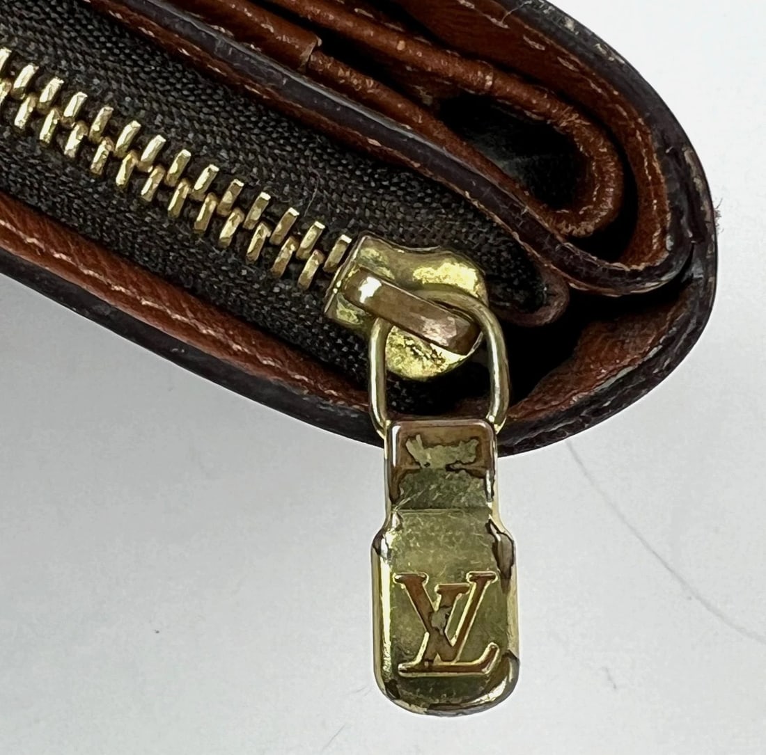 Louis Vuitton Monogram Compact Zip Bifold Vintage Wallet - 6