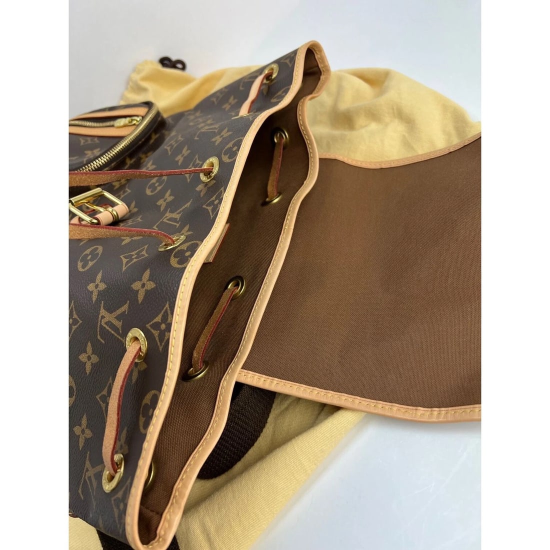 LOUIS VUITTON Bosphore Monogram Canvas Backpack - 9