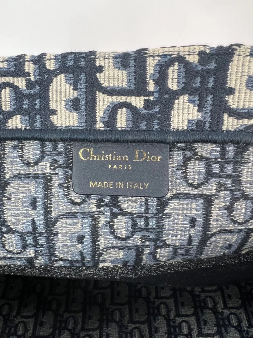 Christian Dior Medium Oblique Blue Multicolor Tote - 10