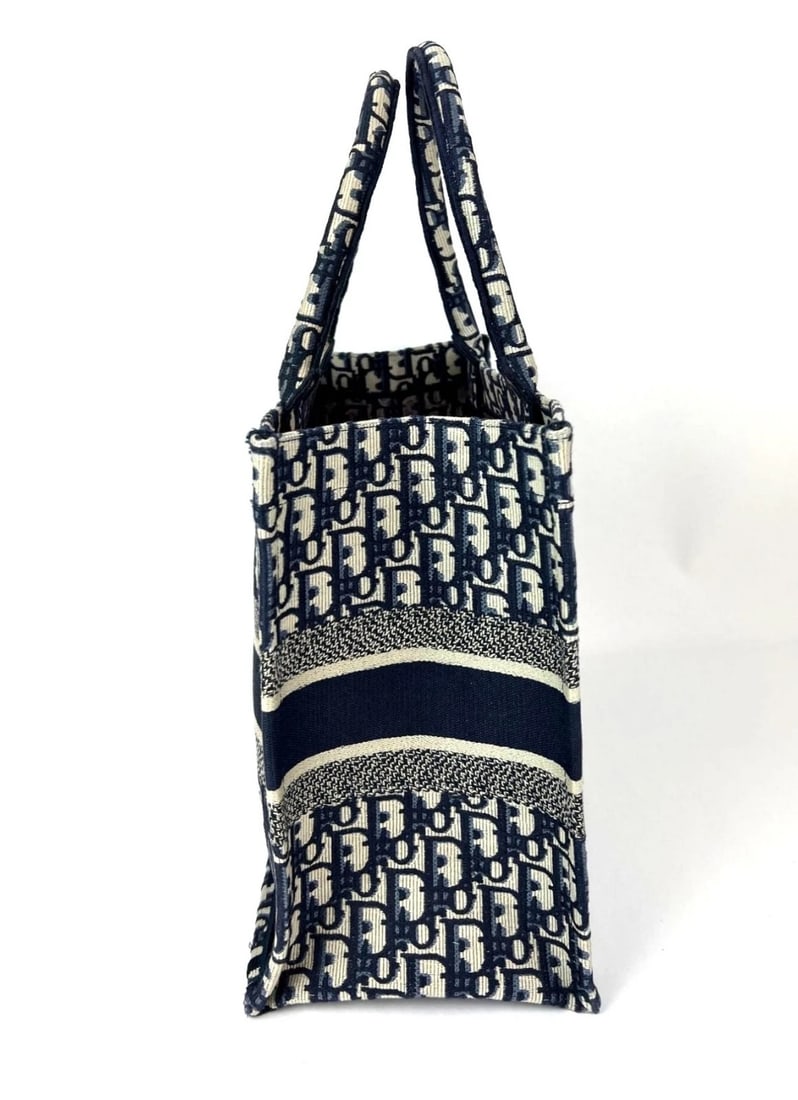 Christian Dior Medium Oblique Blue Multicolor Tote - 4