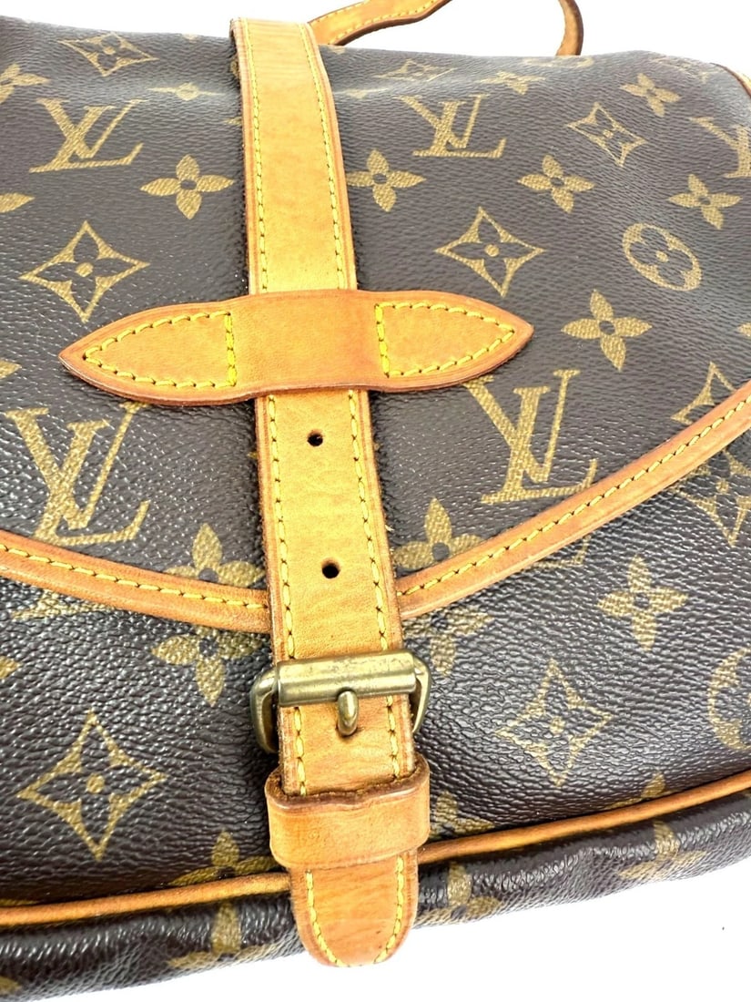 Louis Vuitton Monogram Saumur 30 Vintage Saddle Messenger CrossbodyBag - 14