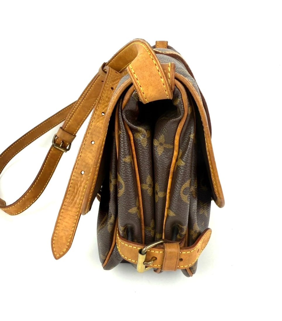 Louis Vuitton Monogram Saumur 30 Vintage Saddle Messenger CrossbodyBag - 18