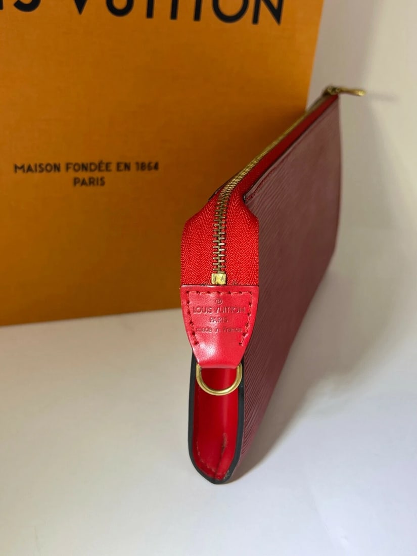 Louis Vuitton Epi 24 Pochette Accessories Red Leather Crossbody Bag - 12