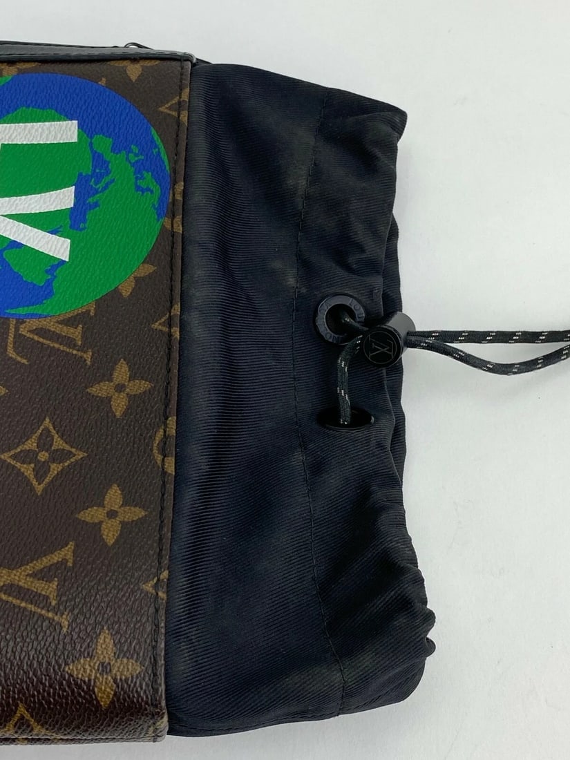 LOUIS VUITTON Mens Backpack Monogram Chalk Sling bag Nap Sac Bag - 12