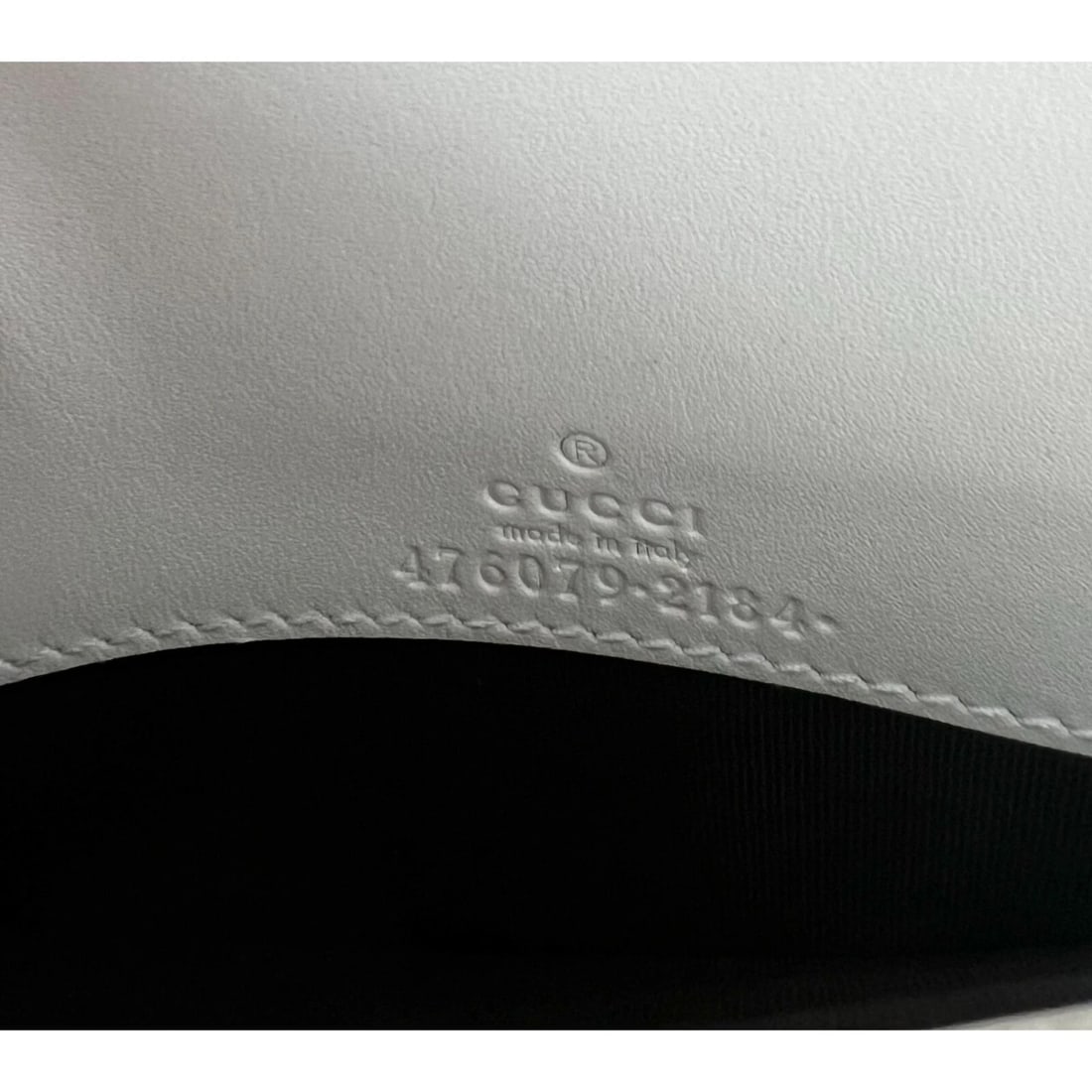 Gucci Queen Margaret Bee Wallet on a Chain Mystic White Clutch - 3