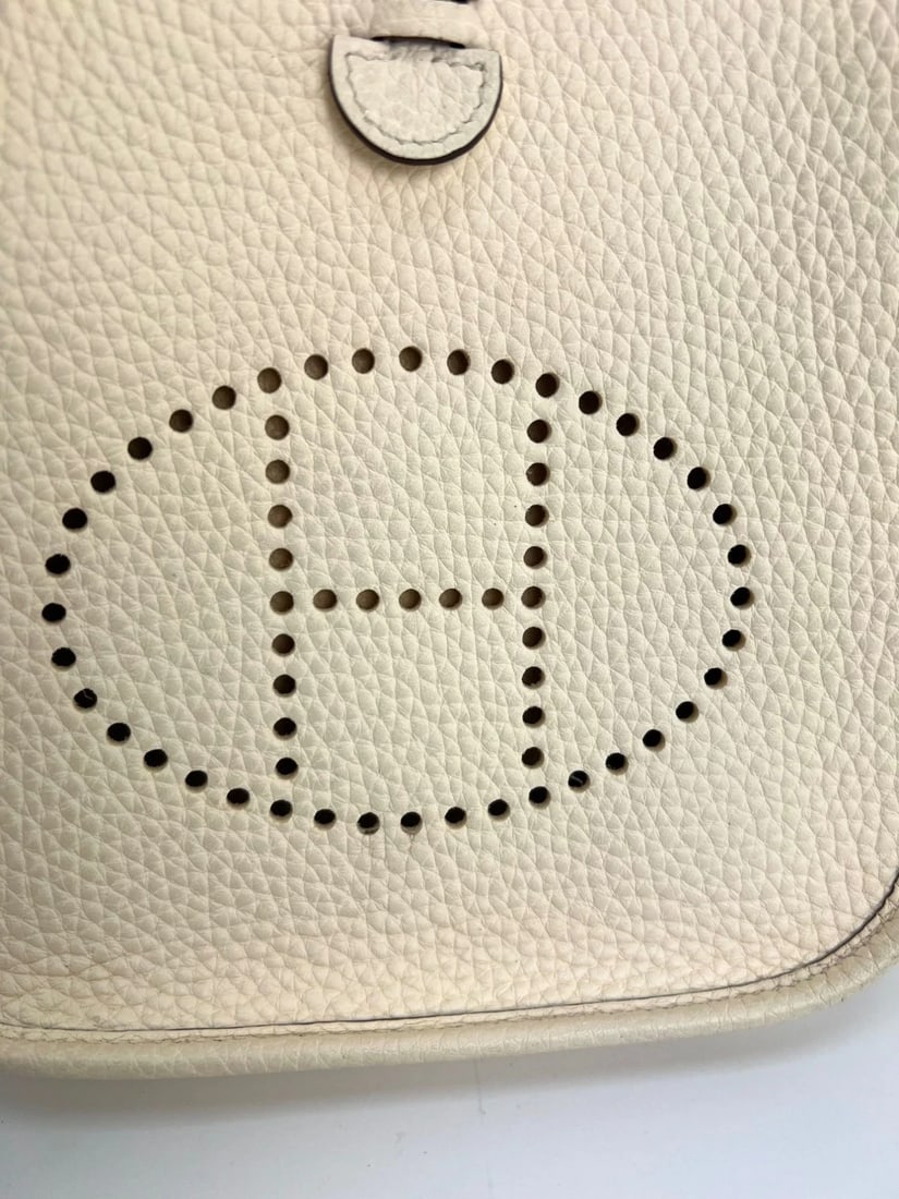 Hermes Taurillon Clemence evelyne TPM Nata White Crossbody Bag - 3