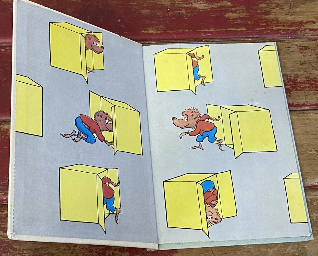 Inside Outside Upside Down 1968 HC Excellent condition - 5