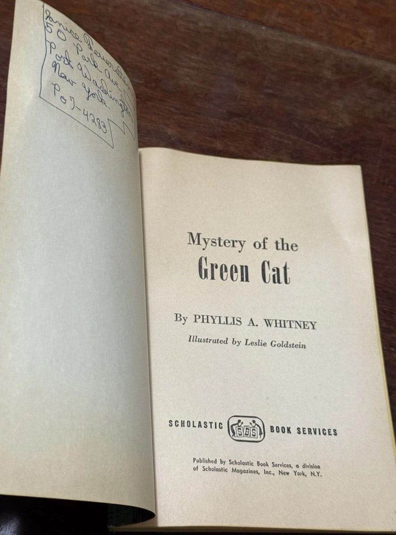 Mystery of the Green Cat Phyllis A. Whitney Paperback Scholastic 5 Th Print 1966 - 5