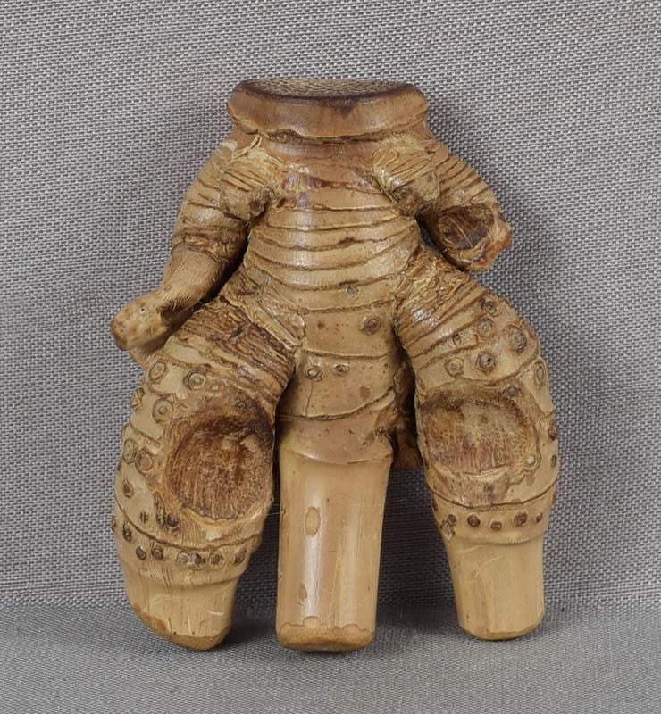 19c bamboo netsuke GINGER ROOT: Unusual late Meiji (1900s - 1910s) netsuke made out of a bamboo node and perfectly resembling a ginger root. Extraordinary clever piece with hardly any carving, wonderful patina, pleasant to handle. H