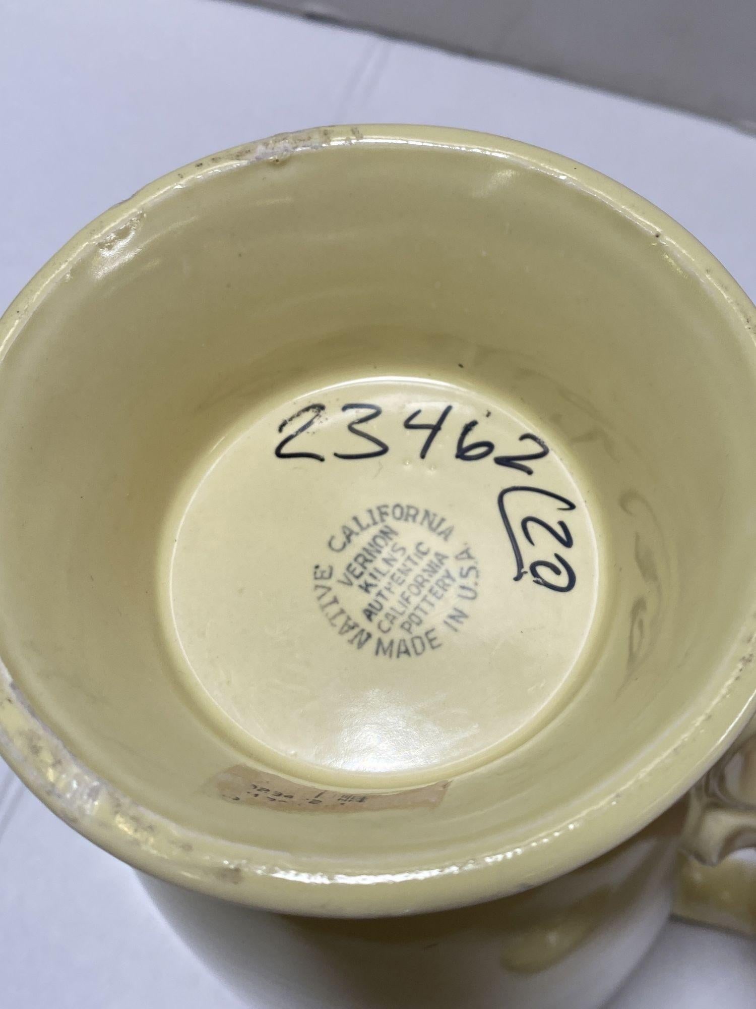 1950's Yellow Vernon Kilns Califonia Ceramic Large Tea Pot - 5