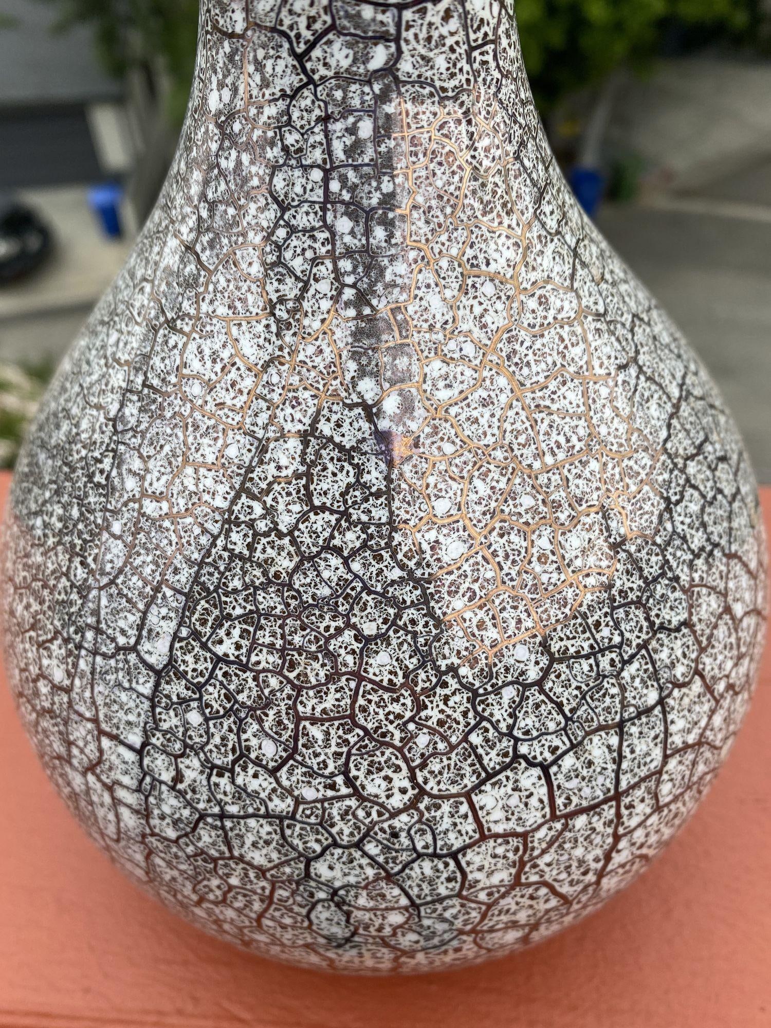 Large Mid Century Silver Crackle Vase by Royal Haeger - 4