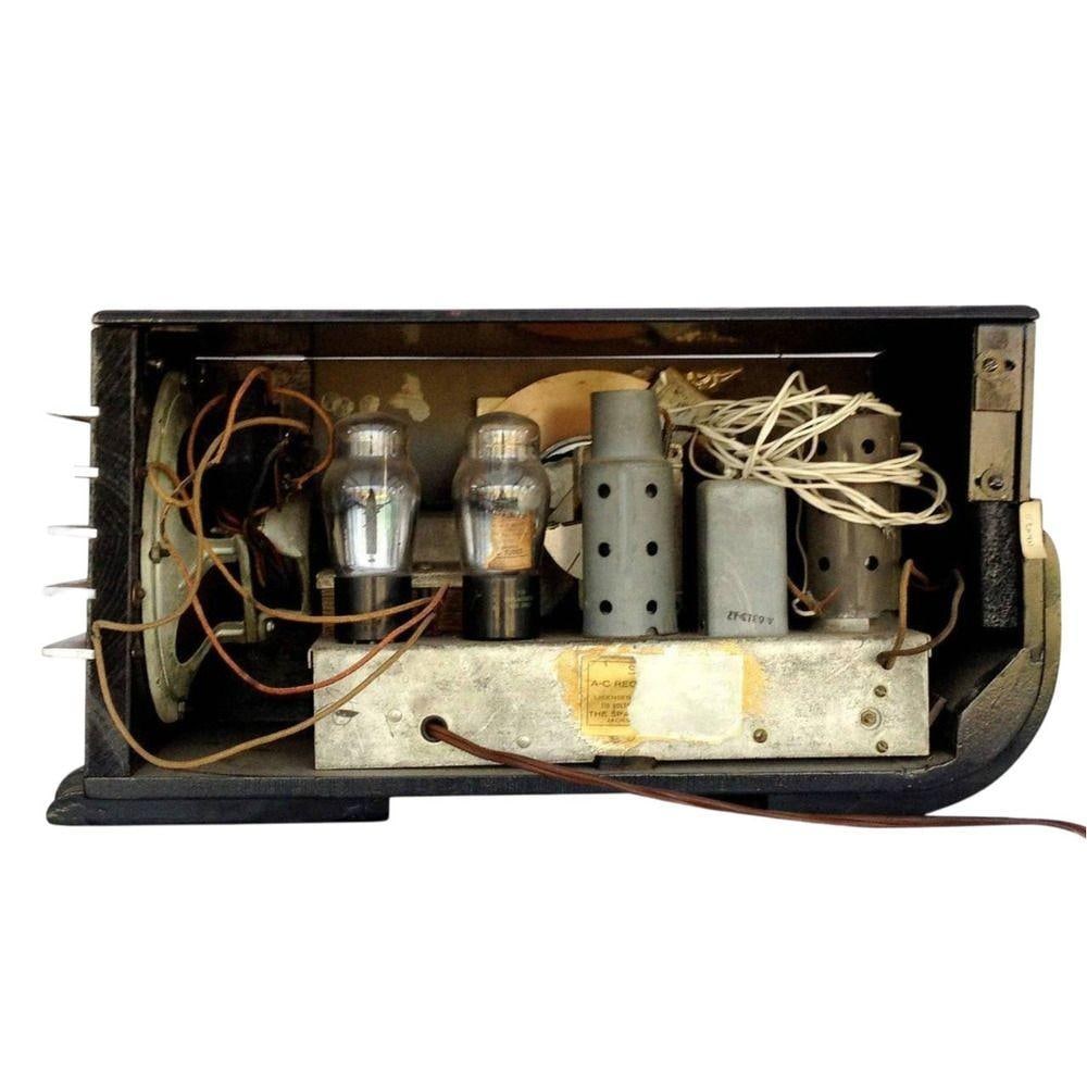 1936 Sparton Model 557 "Sled" Cobalt Glass Deco Radio by Walter Dorwin Teague - 3